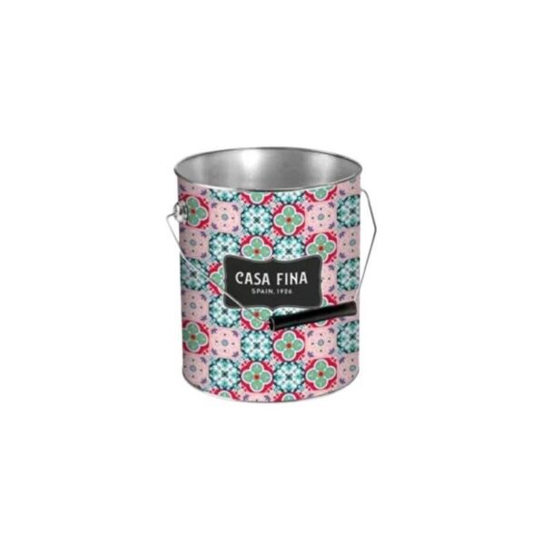 Een mooie metalen wijnkoeler om lekker jouw Casa Fina Sangria flessen koel te houden.