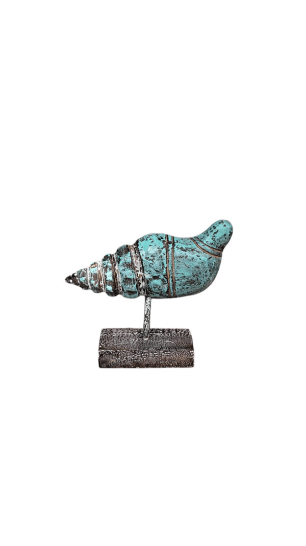 Houten schelp op standaard in turquoise met verweerde afwerking – handgemaakt in Indonesië – 22 cm hoog