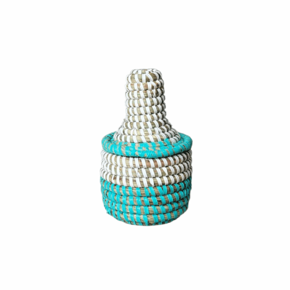 Turquoise/wit mandje met deksel – Handgemaakt